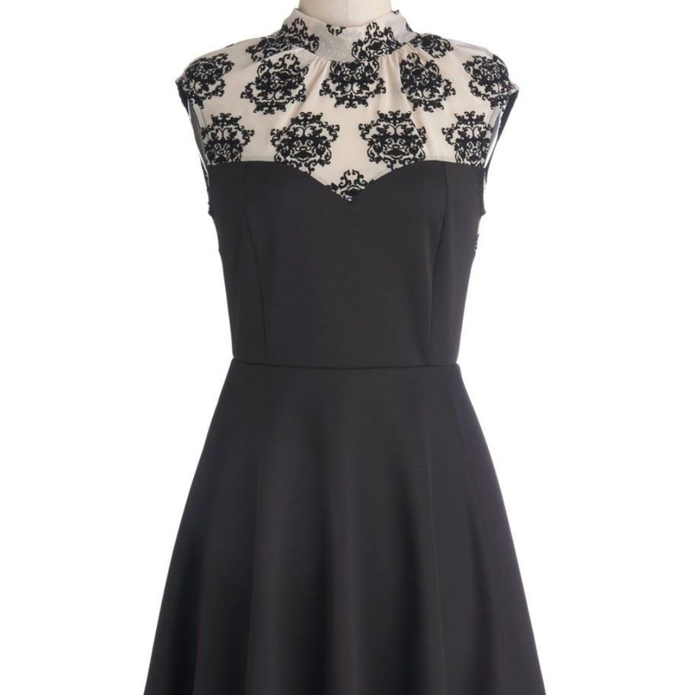 Modcloth Dressed to Express Skater Dress M